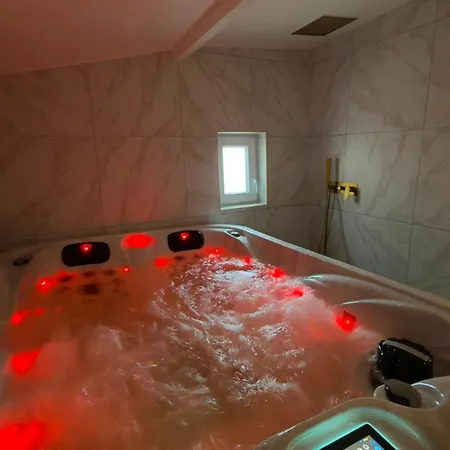 Cinema Jacuzzi 公寓 鲁昂